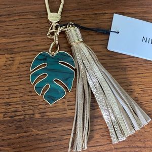 Brahmin Palm Leaf tassel in Dream Quantum